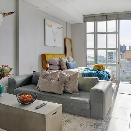 Emily - Sunny 1 Bed Apartment With Stunning City & Ocean Views Cidade Do Cabo Exterior foto